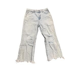 NEW SNEAK PEEK women's cropped jean in blue